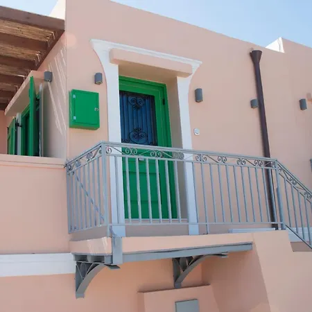 Ano Siroa Apartment *