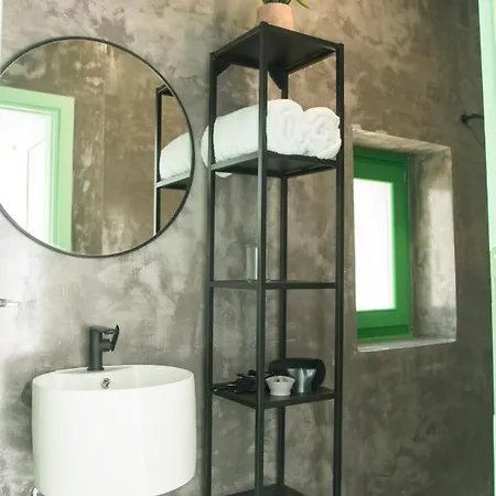 Daire Ano Siroa Ano Siros