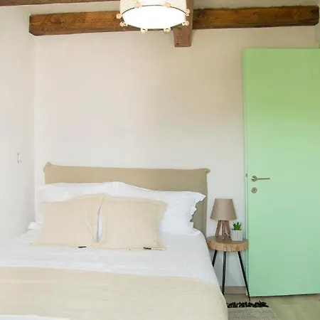 Ano Siroa Apartment *